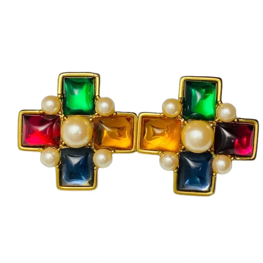 Vintage Monet Multicolor Glass Gripoix Maltese Cross Earrings Pearl‎